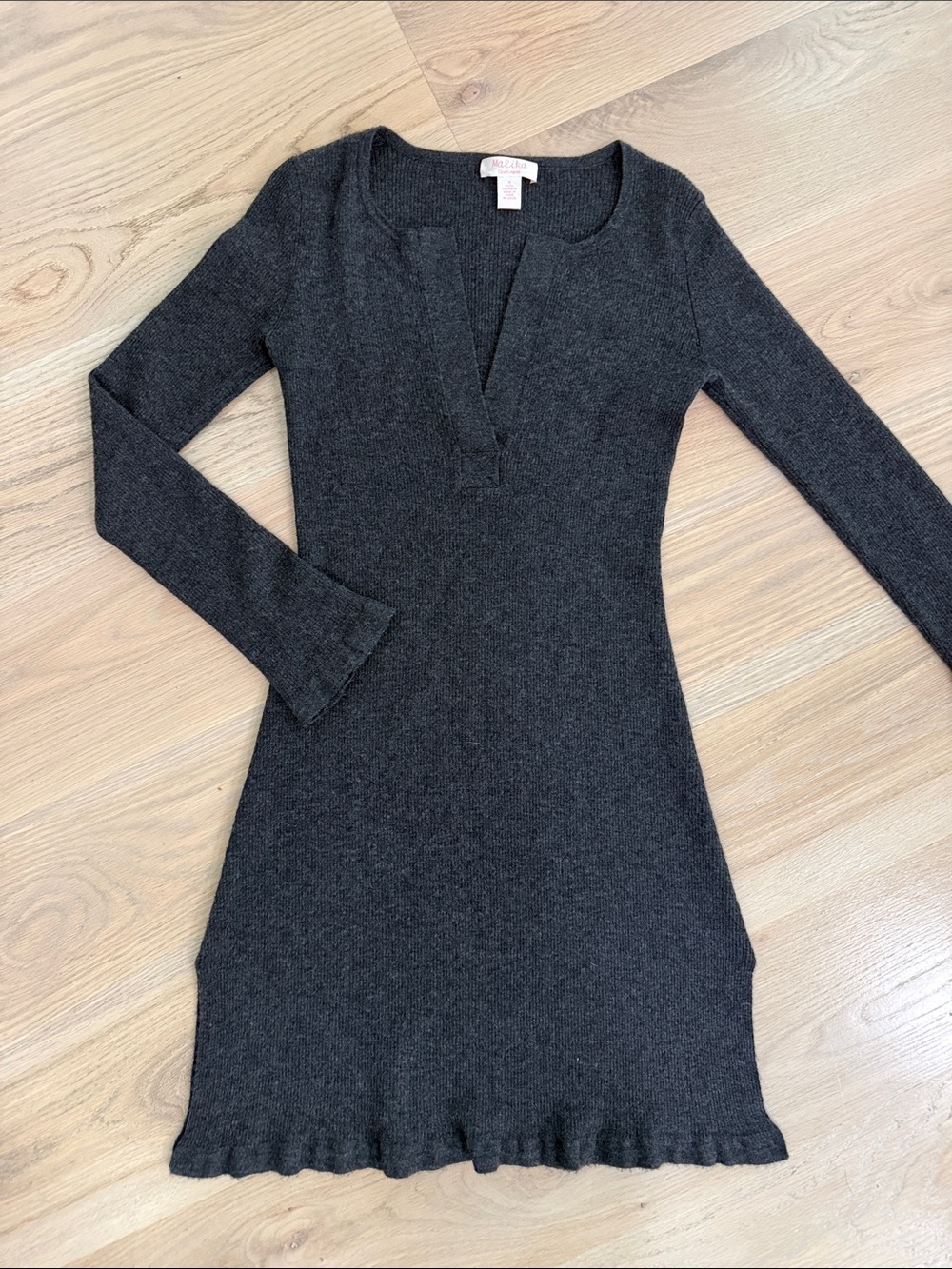 Malika Cashmere Charcoal Grey Ribbed Notch Neck Sweater Dress Size M